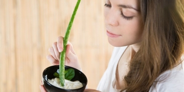 Aloe Vera Jeli ile Cilt Bakımı