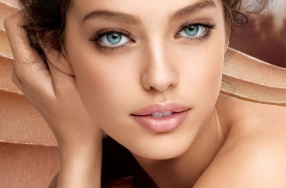 Dolgun Kaşların Sırrı Microblading
