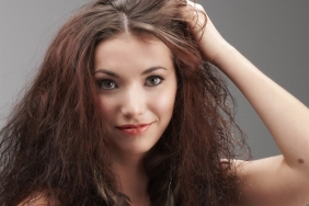 Anti Saç Bakımı Besinler