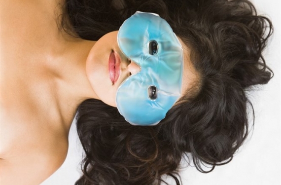 Göz Altı Morlukları Nasıl Geçer? Göz Altı Morlukları için Doğal Maske Tarifleri