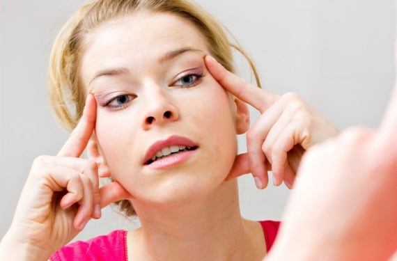 Işıltılı Bir Cilt İçin Yüz Yogası Egzersizleri