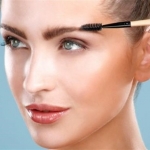 Yeni Trend Kaş Makyajı Nasıl Yapılır?