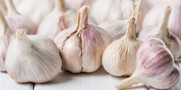 Sarımsak Saç Uzatır Mı? Saç Uzatmak için Kullanılan Sarımsak Kürü