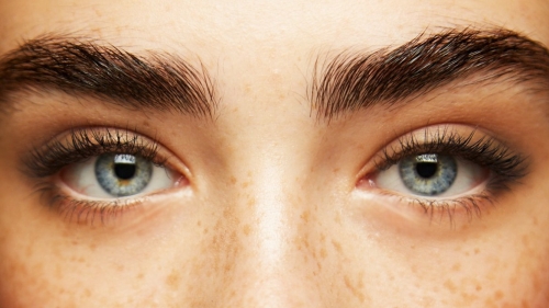 brow-threading