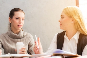 İnsanlar Birbirlerine Neden Hakaret Eder?