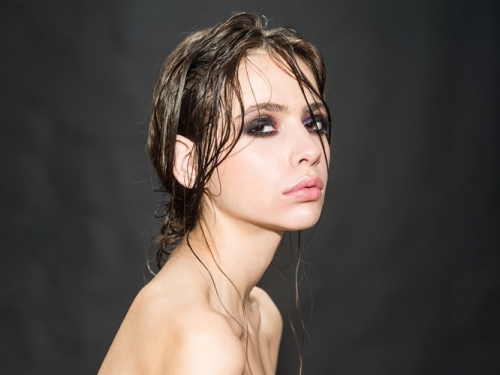 Buğulu Göz Makyajı Nasıl Yapılır?