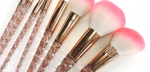 Makyaj Fırçaları Nasıl ve Ne Sıklıkla Temizlenmeli?