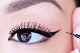 Eyeliner Nasıl Çekilir? Kolay Eyeliner Çekme Yöntemi