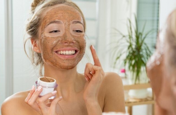Ölü Hücrelerden Arının: Ev Yapımı Peeling Tarifi