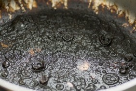 Yanan tencereyi ilk günkü parlaklığına kavuşturabilirsiniz! Ne kadar basit olduğuna çok şaşıracaksınız