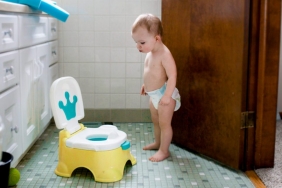 bebeklerde-tuvalet-egitimi