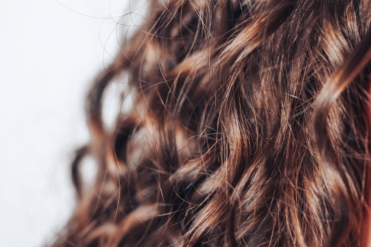 Saçı Kıvırcık Yapma: Evde Kolay ve Pratik Yöntemler-3