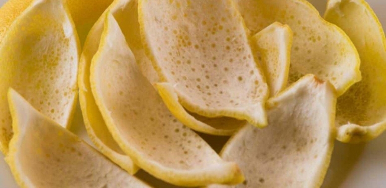 Limon kabuğunun faydaları nelerdir? Limonu kabuğuyla beraber yerseniz...