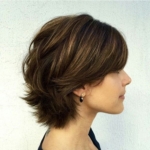 3-short-layered-haircut-for-thick-hair-3